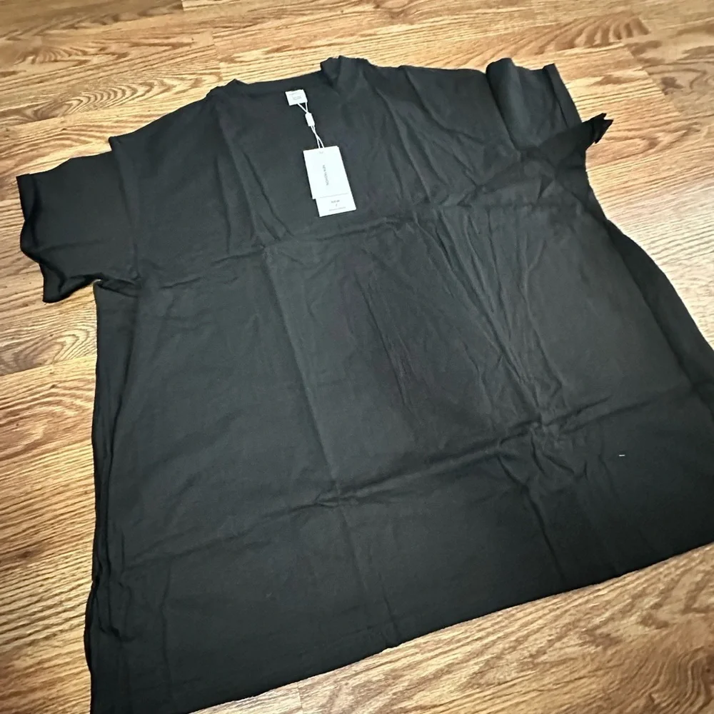 NWT Basic Black Short Sleeve Tee XL